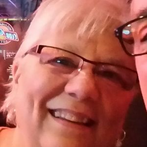 Meet your Posher, Paula